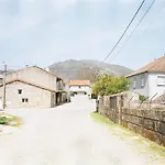 Casa Do Sobrado-gralhas-montalegre Nyaraló Gralhas