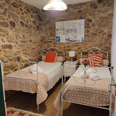 Casa Do Sobrado-gralhas-montalegre * Gralhas
